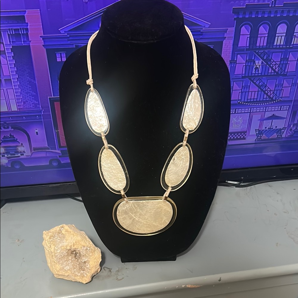 Elegant White Resin Necklace